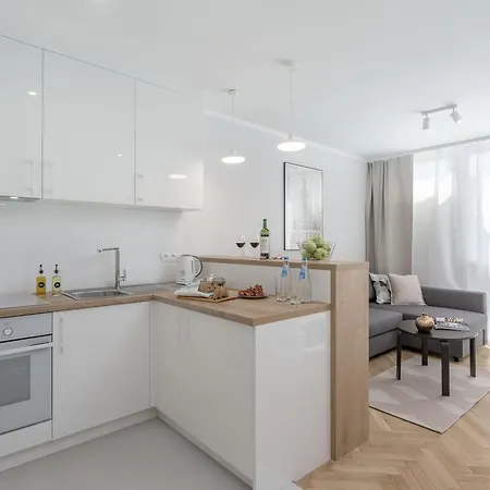 W Rent Like - Grzybowska 30 *